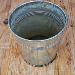 Cache pot