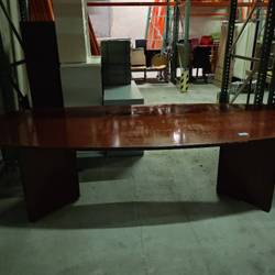 Table de réunion ovale