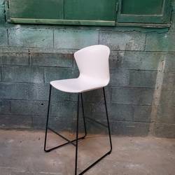 Chaise haute coque blanche