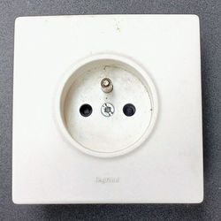 Prise courant fort, 2P+T