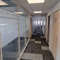 Cloisons vitrée et pleine, Marque TIASO